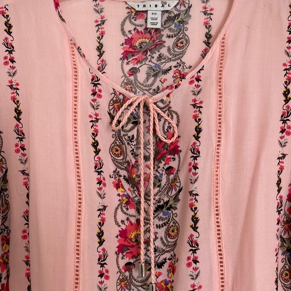 Floral print top